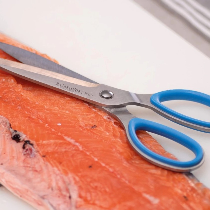 Tijeras para pescado 9.5" de acero inoxidable con mango azul