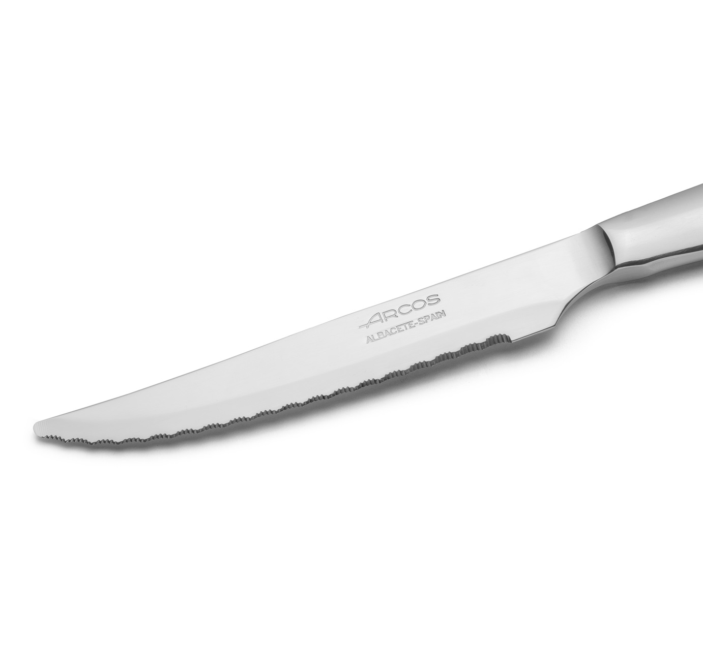 12 Arcos 220mm stainless steel steak knives with serrated edge