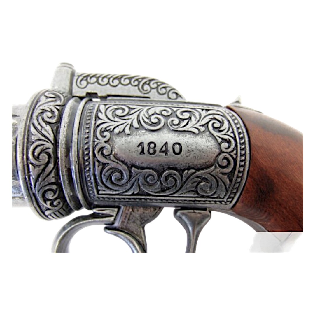 Replik eines 6-läufigen Pfefferrevolvers mit brünierter Oberfläche