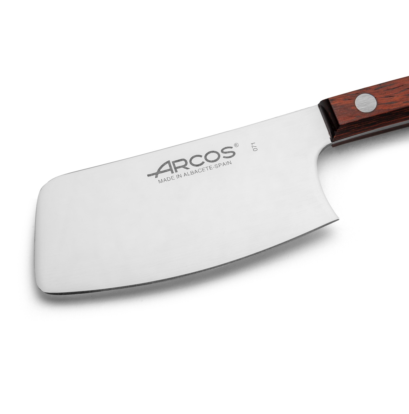 Arcos steak knife with a 9cm full tang axe-style blade and wooden handle