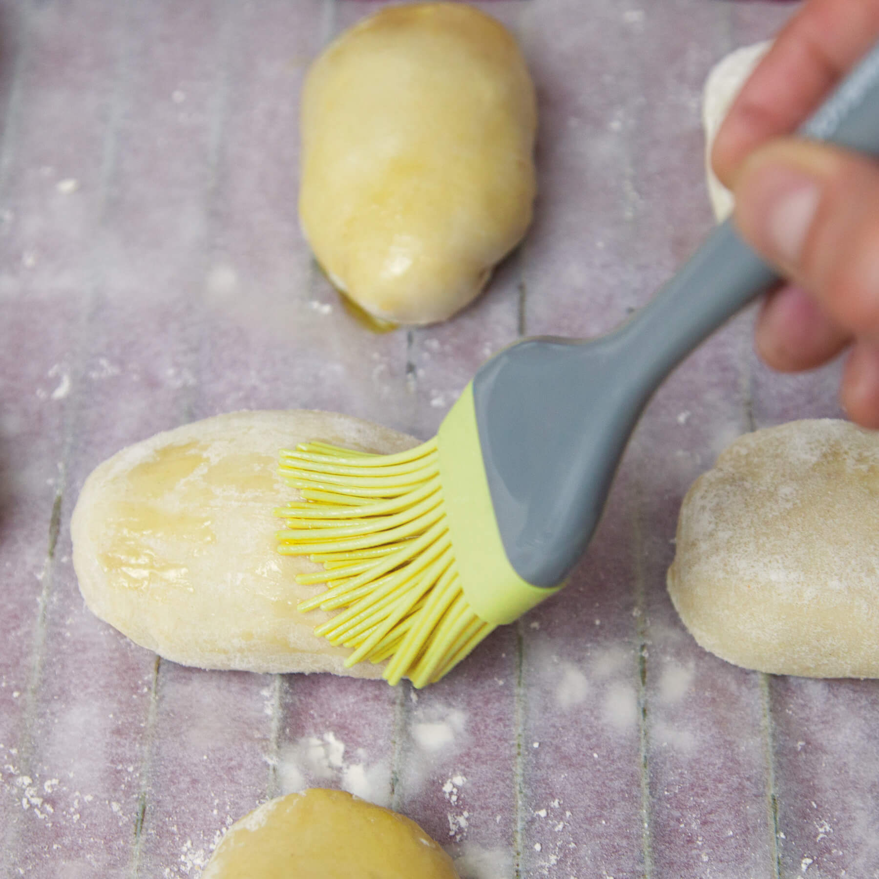 PIncel de cocina de silicona con mango de poliestireno 3 Claveles BPA Free