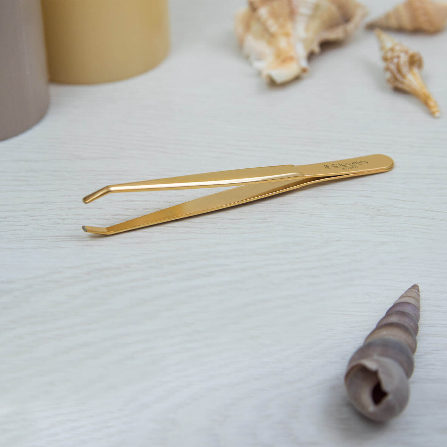 Gold crab-tip tweezers, 9 cm, 3 Claveles