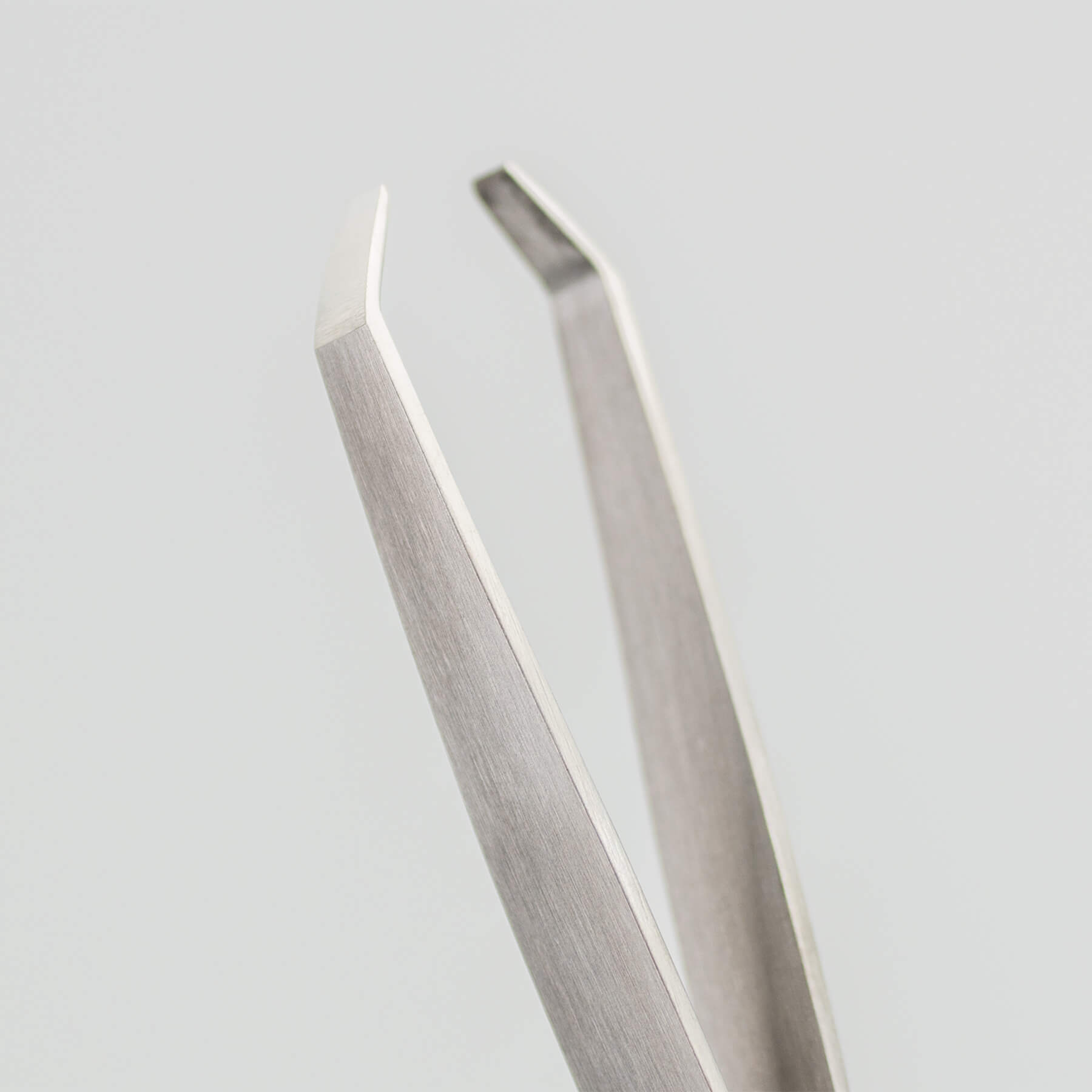 Stainless Steel Tweezers with Crab Tip, 10 cm 3 Claveles