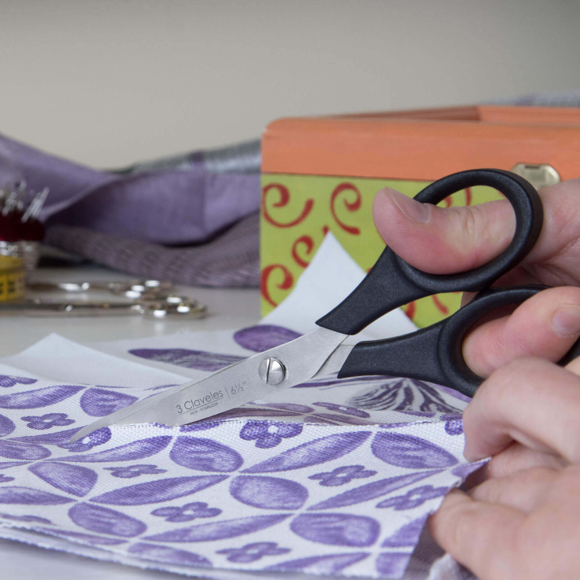 Ciseaux de couture multi-usages 3 Claveles 16,5 cm avec manche en thermoplastique TPR noir