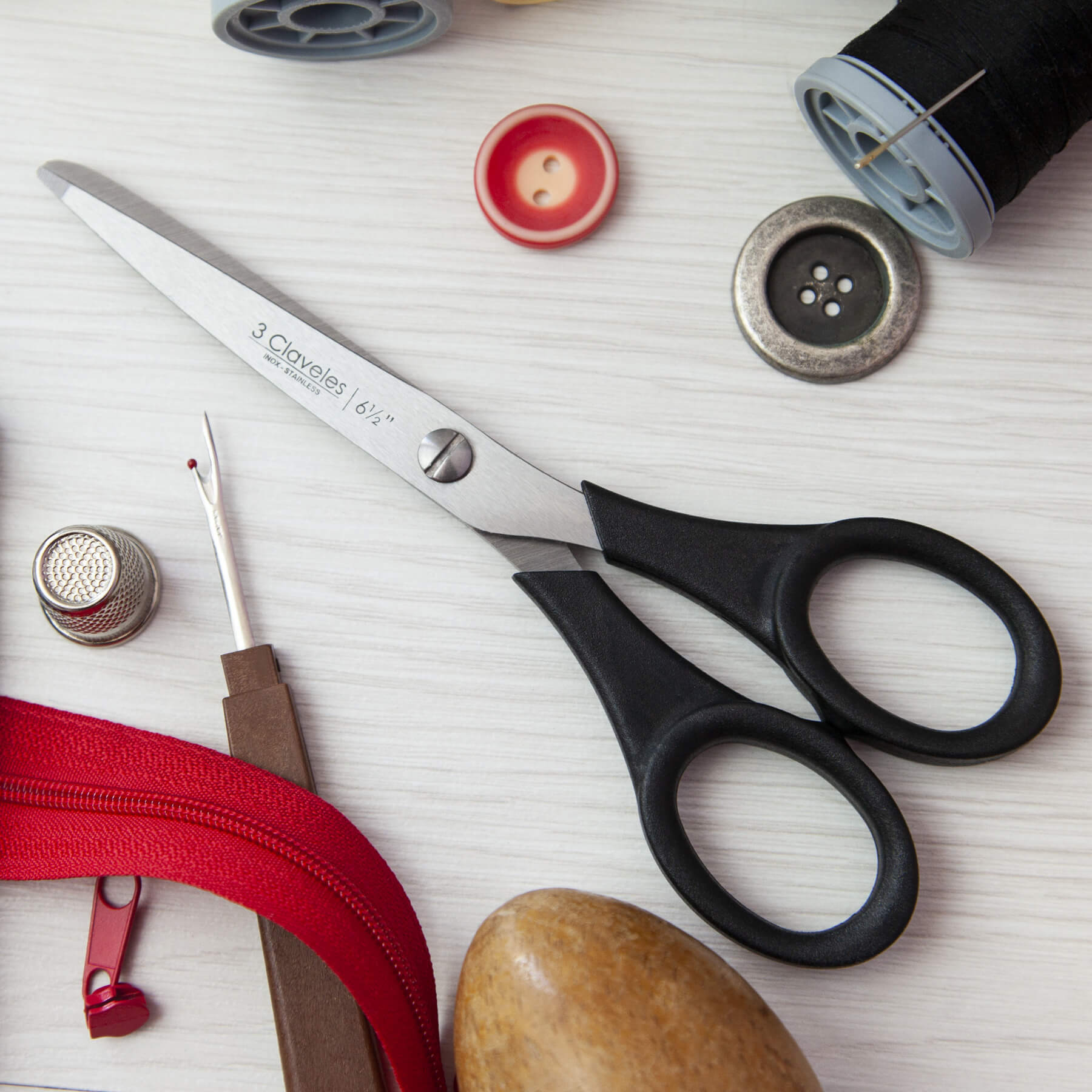 Ciseaux de couture multi-usages 3 Claveles 16,5 cm avec manche en thermoplastique TPR noir