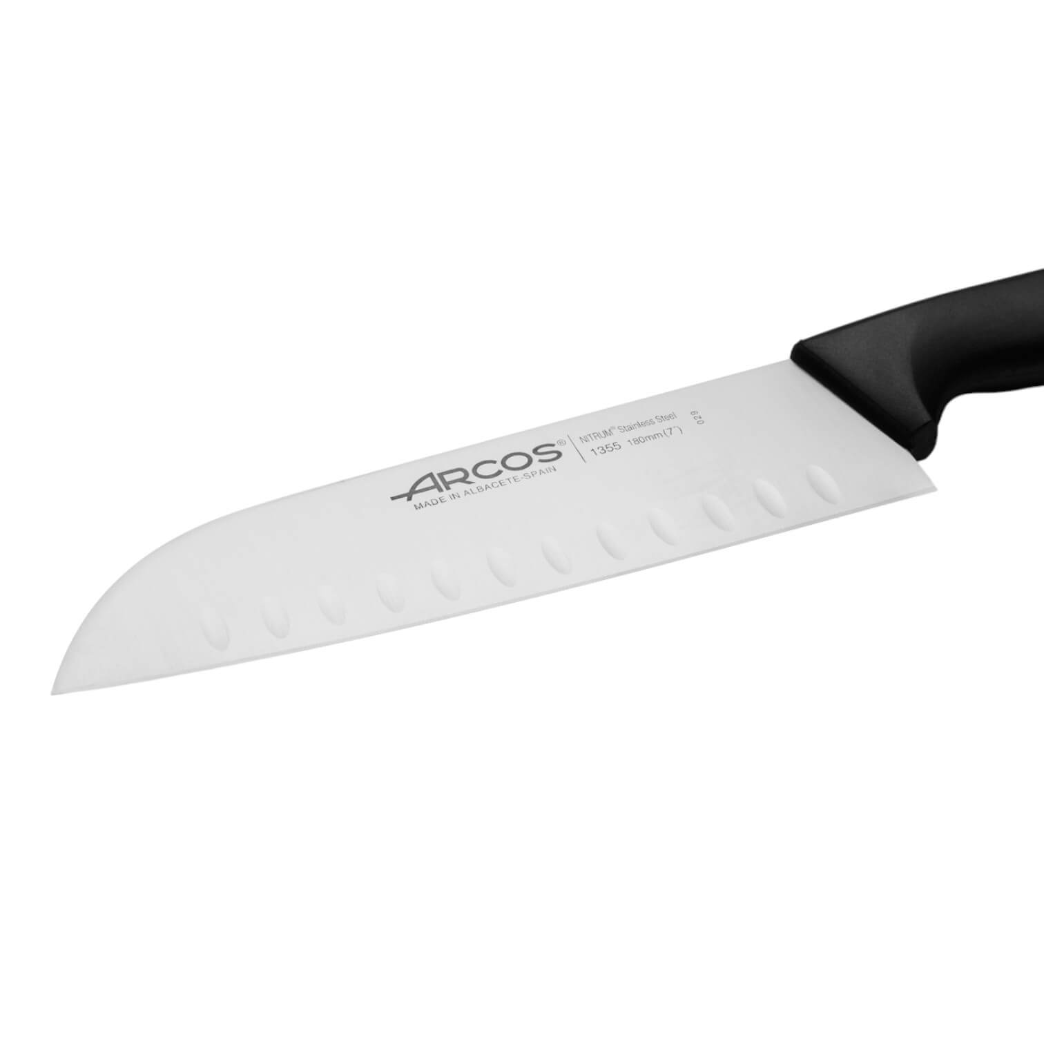Couteau Santoku Arcos, série Nice, manche en polypropylène noir, 180 mm