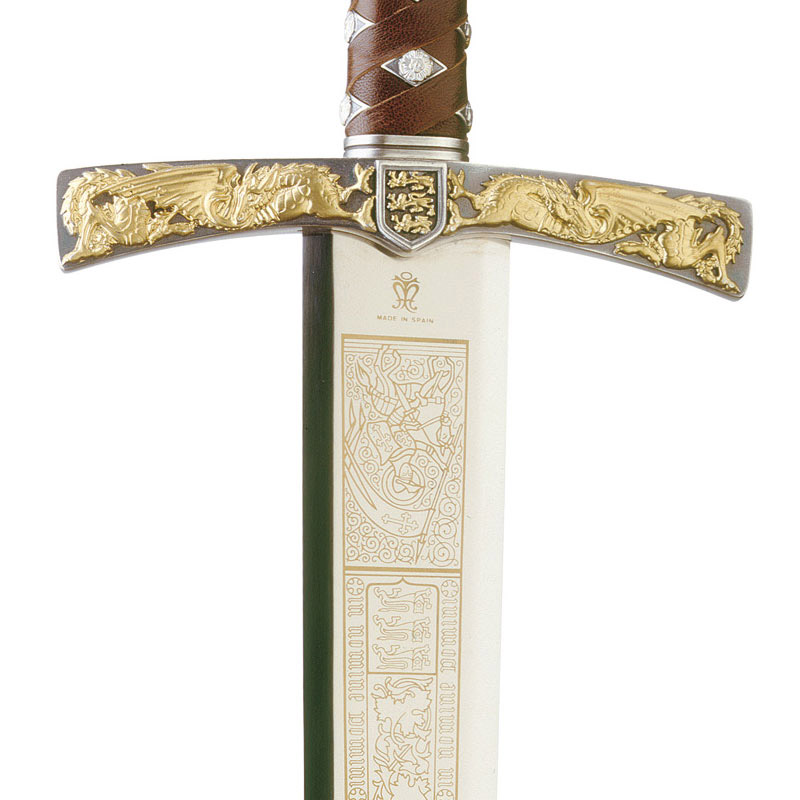 Espada de Ricardo Corazón de León con empuñadura de cuero y decoraciones en dorado 753