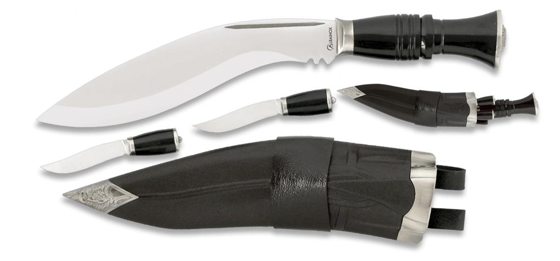 Set de tres cuchillos tácticos de decoracion GURKA de Albainox con mango de ABS negro