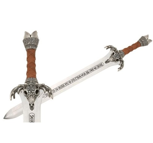 Espada de Conan Padre con acabado en color plata fabricada por Marto