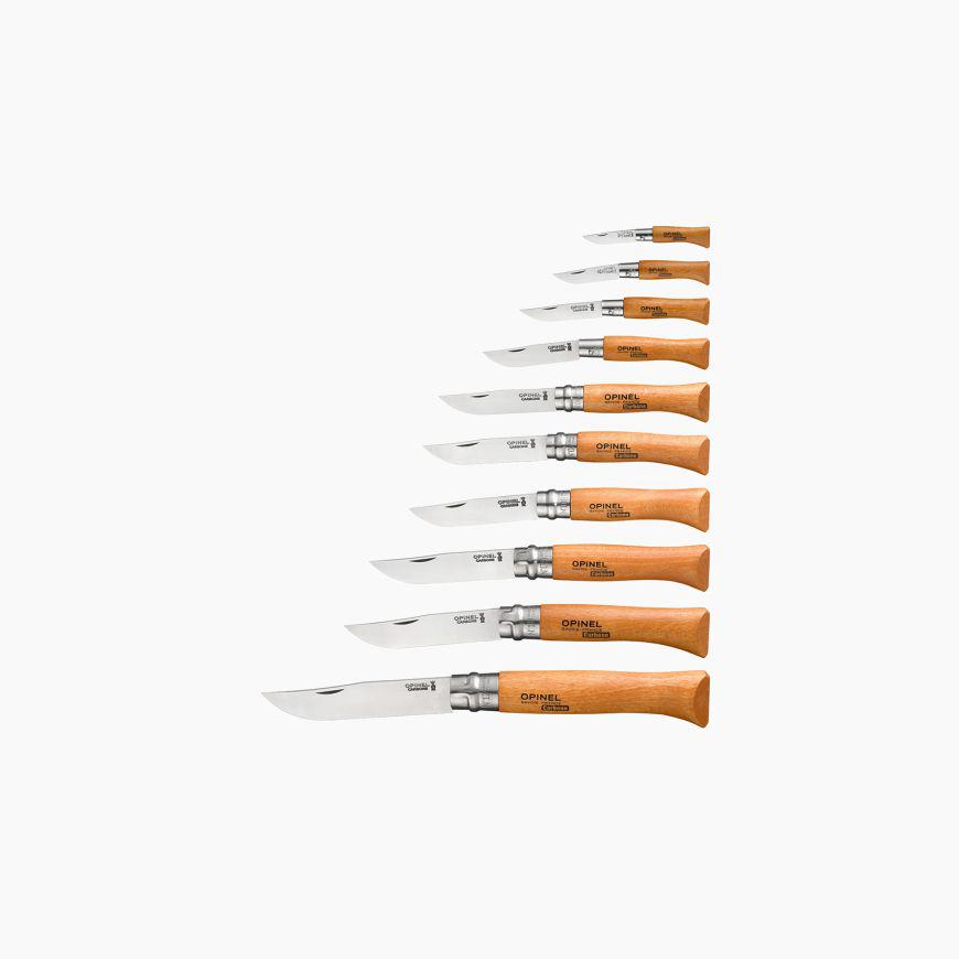 Caja de colección con los 10 modelos de Opinel tradition carbono