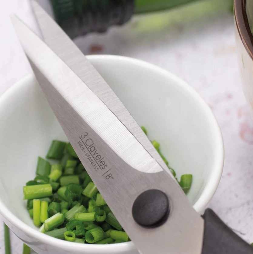 Ciseaux de cuisine Ergo 8" avec poignée ergonomique soft grip bleue