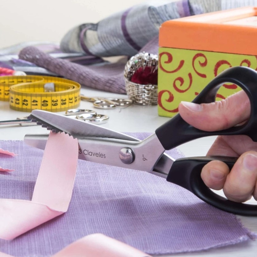 23 cm professionelle Zick-Zack-Schere mit schwarzem Nylongriff 3 Claveles