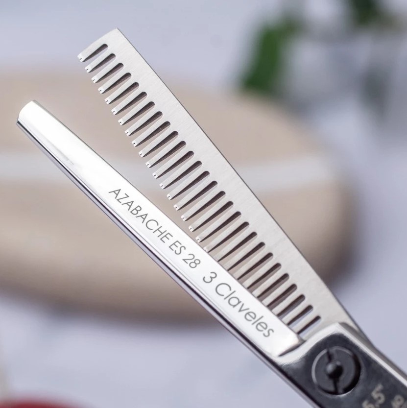 Azabache ES28 5.5" hairdressing scissors with razor edge 3 Claveles