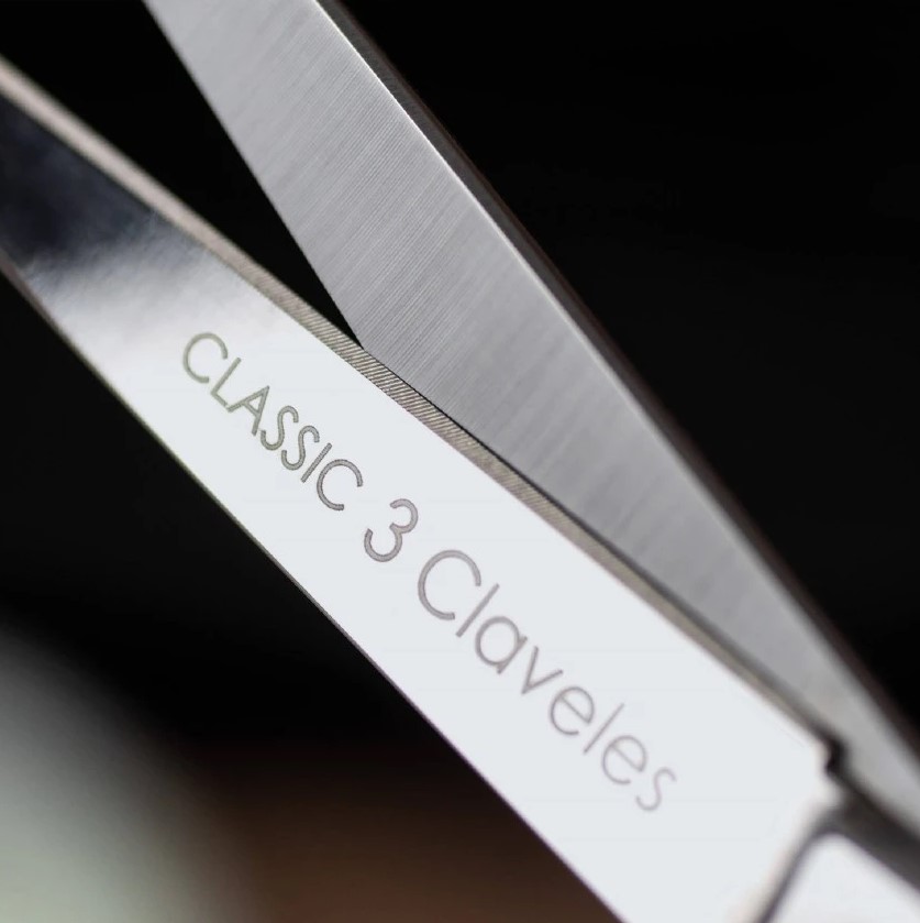 ST Classic 7" hairdressing scissors with micro-serrated edge 3 Claveles