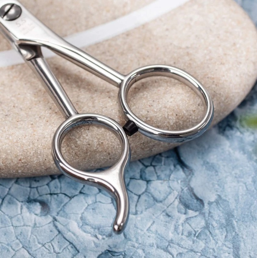 Ultra 7" Friseurschere mit mikroverzahnter Kante 3 Claveles