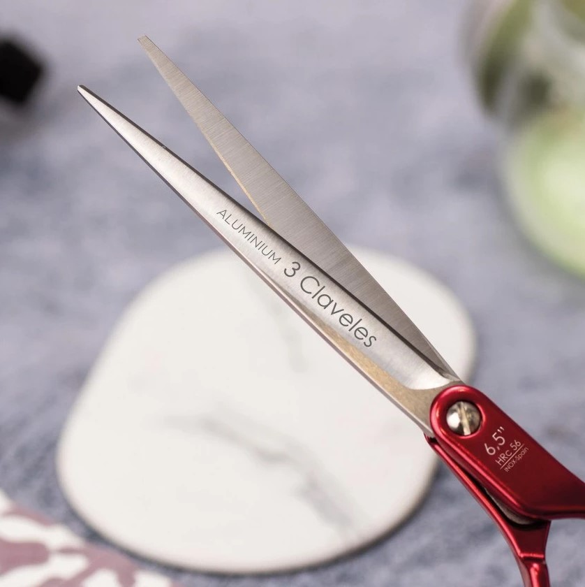 6,5" rosafarbene Friseurschere aus Duraluminium mit weicher Kante, 3 Claveles