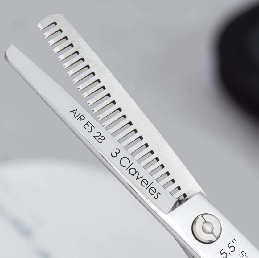Air ES 5,5" Friseurschere aus Edelstahl 3 Claveles