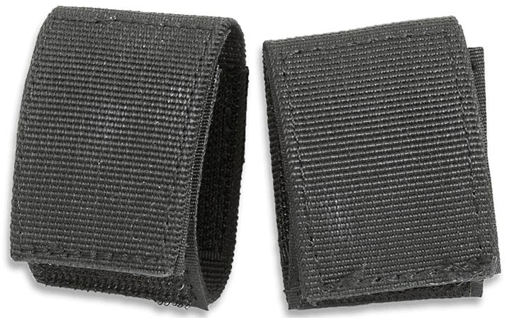 Deux morceaux d'épingles en nylon de marque Barbaric