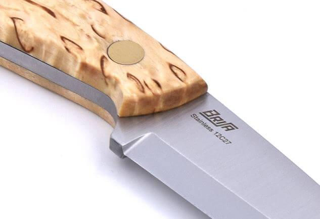 Faca de pescoço Brisa Necker 70 Scandi com cabo de madeira de bétula encaracolada e bainha multicarry