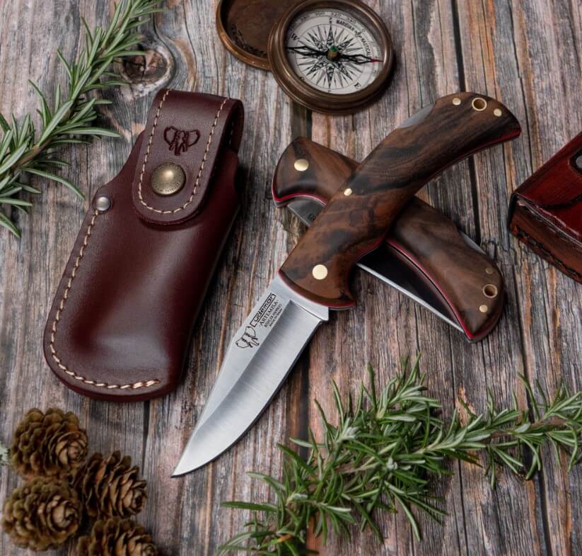 Cudeman Artemisa hunting knife with Böhler N690Co steel blade and walnut wood handle with brown leather sheath