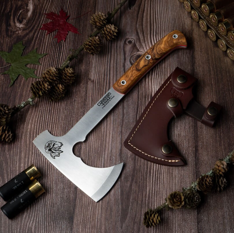 Cudeman Eagle Axt mit Griff aus Olivenholz und Klinge aus Böhler N695-Stahl