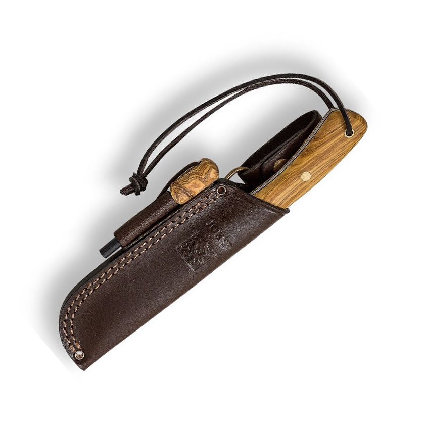 Cuchillos bushcraft con mango de madera de olivo Joker Nessmuk con pedernal