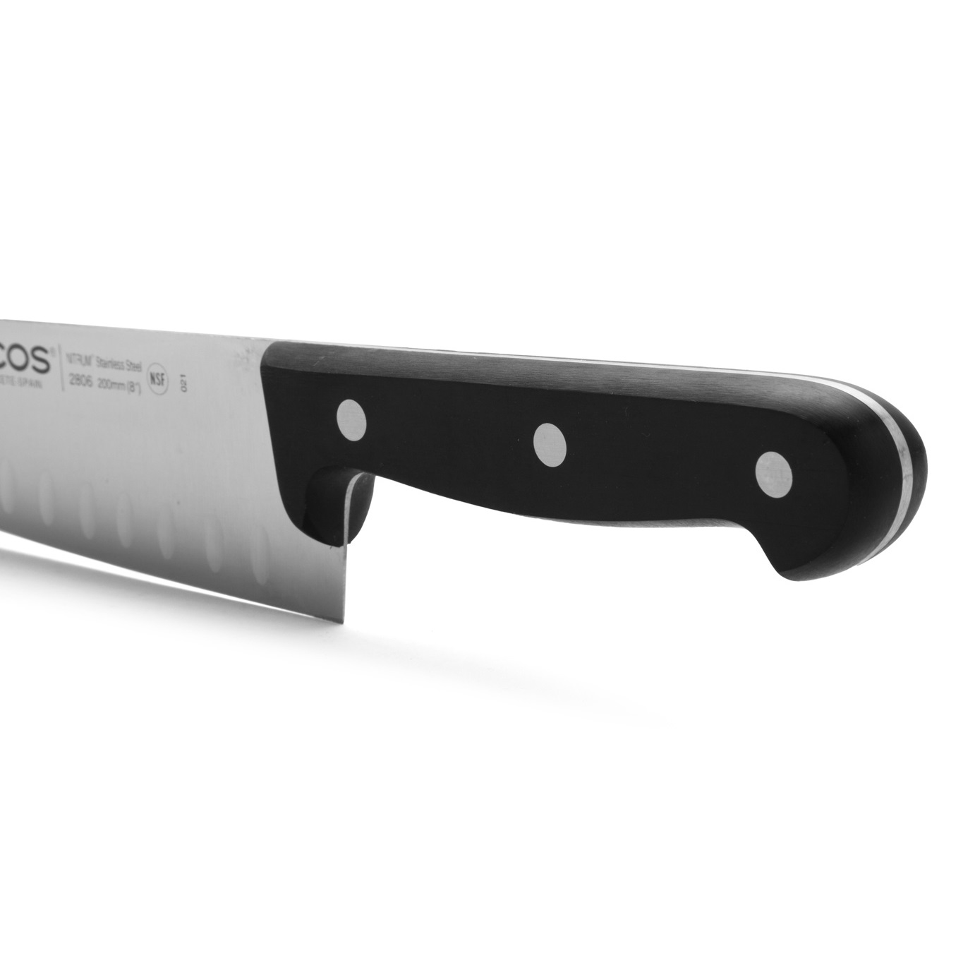 Cuchillo Cocinero Arcos Universal con hoja alveolada de 20 cm y mango de Polioximetileno
