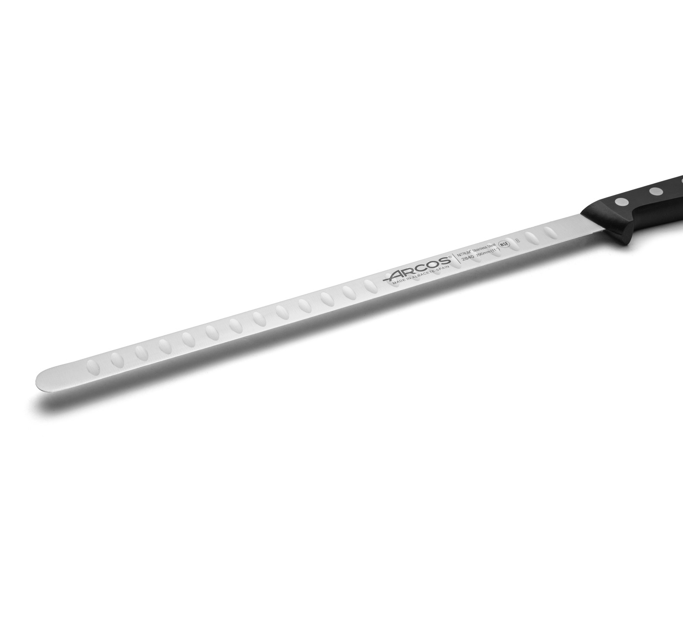 Arcos Lachsmesser mit runder Spitze und 29 cm Hohlkehlklinge, Serie Universal, mit schwarzem Griff