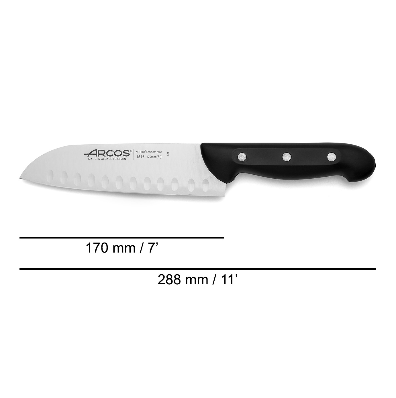 Coltello santoku Arcos Maitre con manico in polipropilene nero e lama da 170 mm