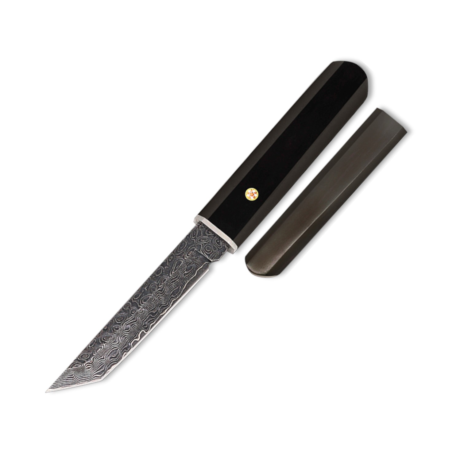 Knife with a 10.50cm tanto blade with an aged Damascus finish