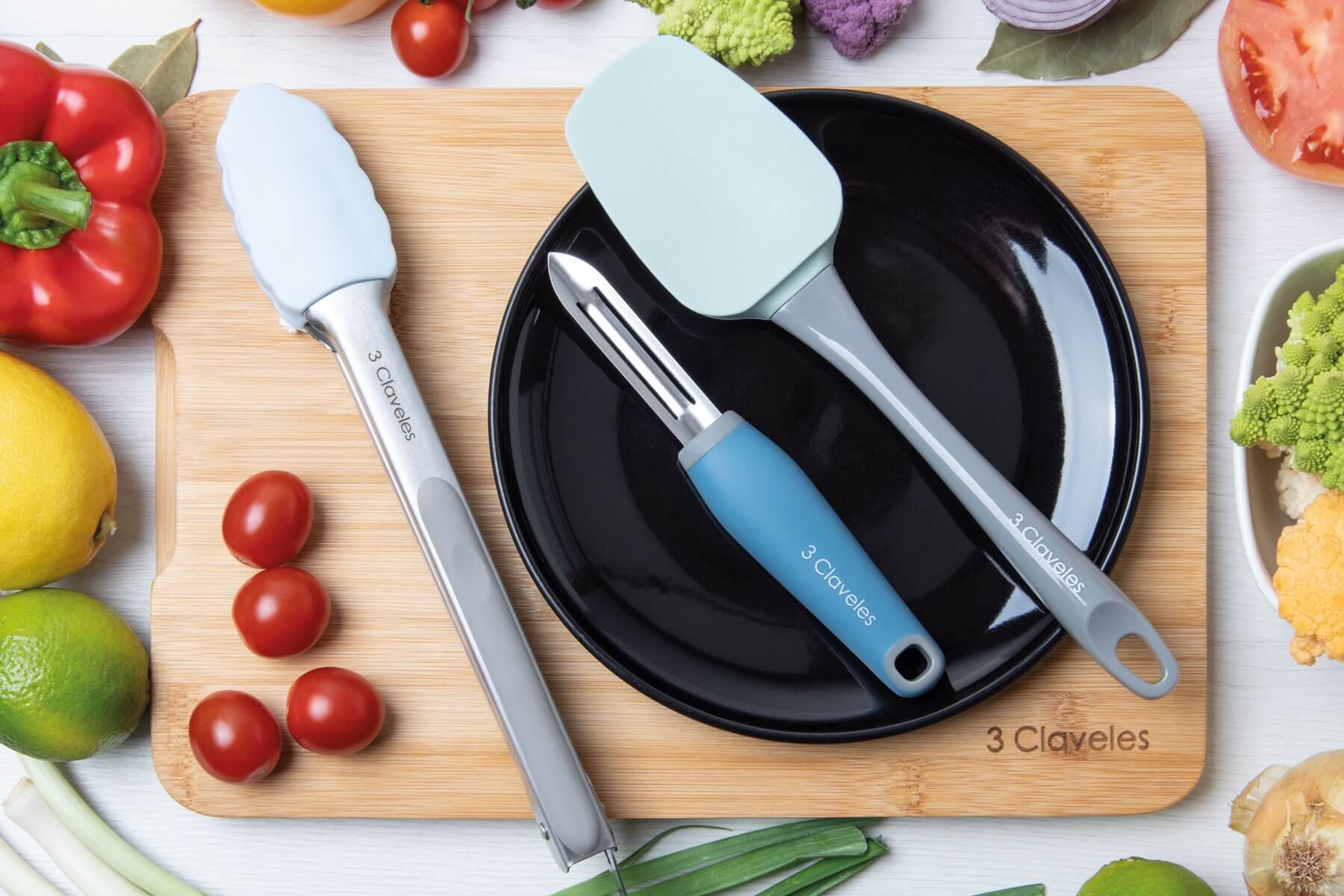 3 Claveles BPA Free Silicone Kitchen Tongs