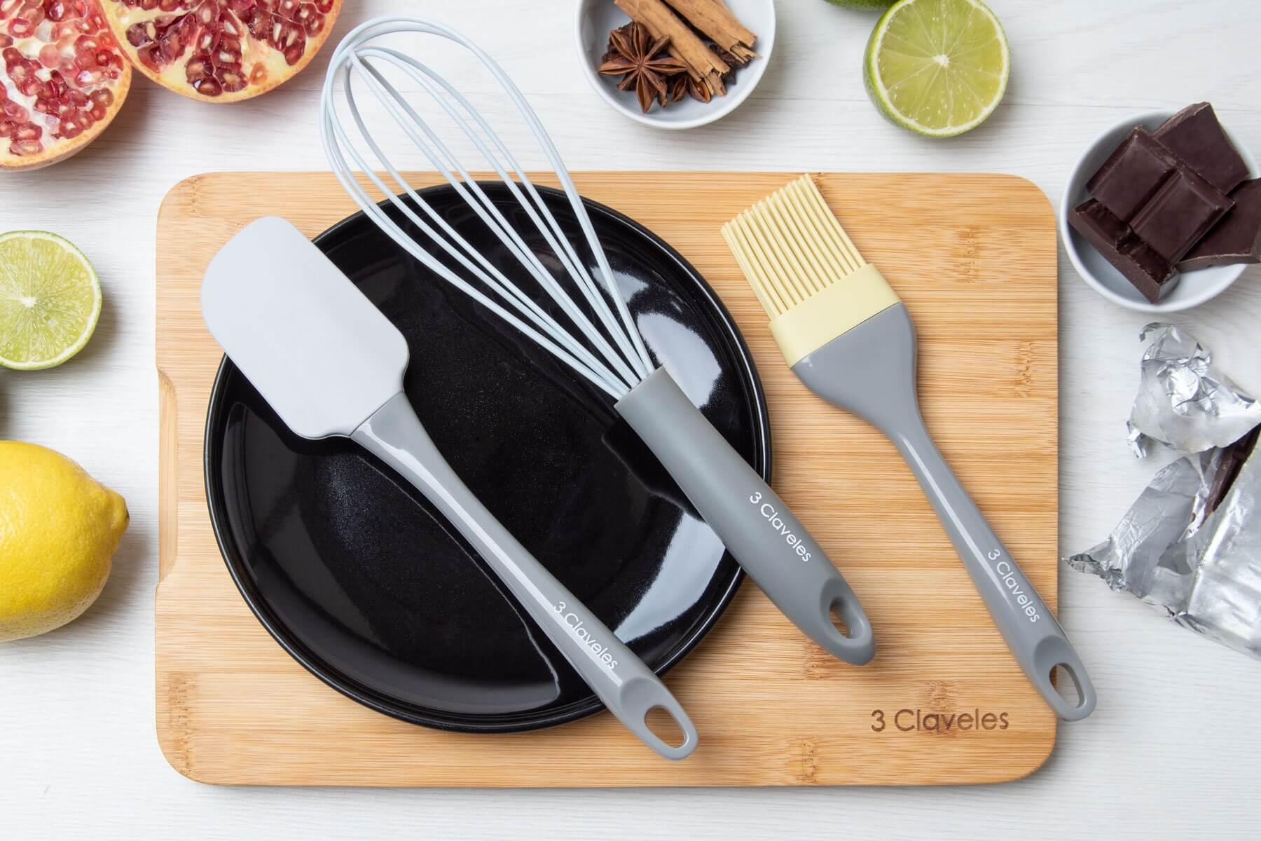 3 Claveles BPA Free Silicone Kitchen Whisk with Polystyrene Handle