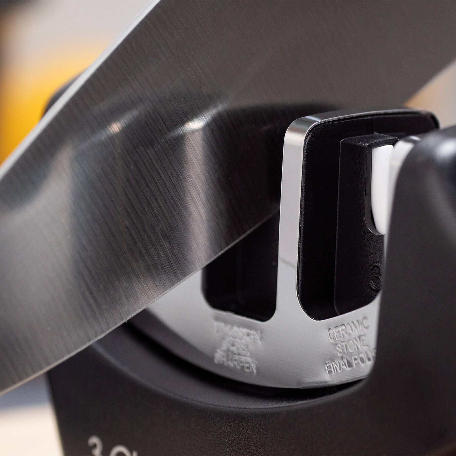 Afiador de facas 3 Claveles com diamante, carboneto de tungsténio e cerâmica