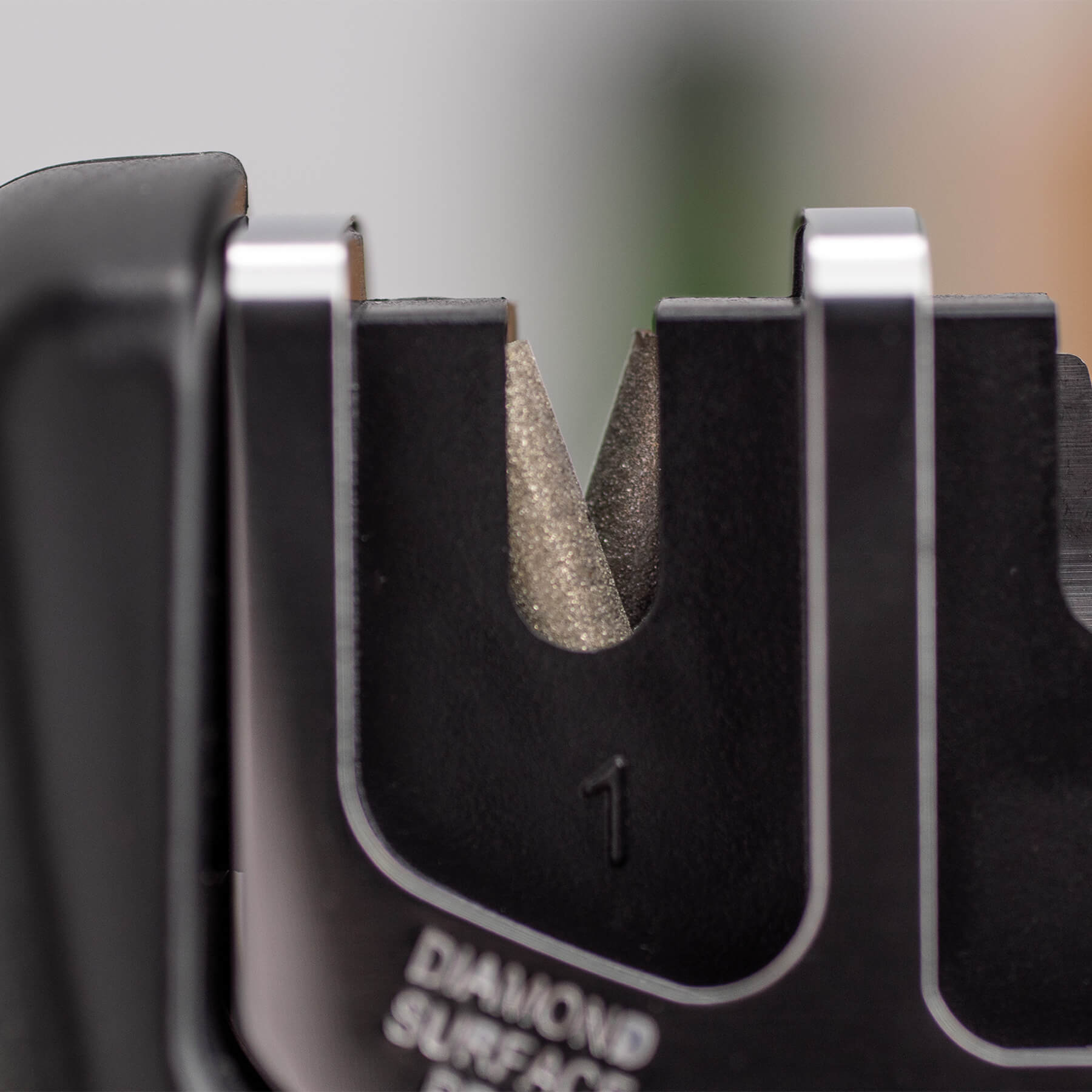 Afiador de facas 3 Claveles com diamante, carboneto de tungsténio e cerâmica