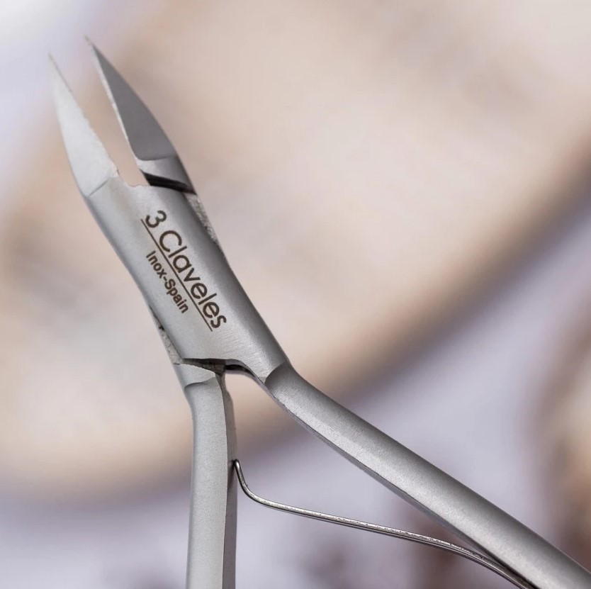 Alicate para unhas encravadas em aço inoxidável e cobalto 3 Claveles 11,5 cm