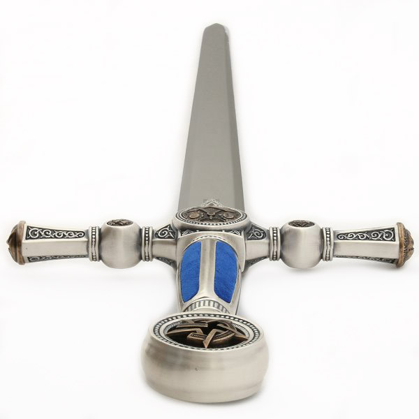 Espada maçônica com punho prateado e azul com gravuras 776