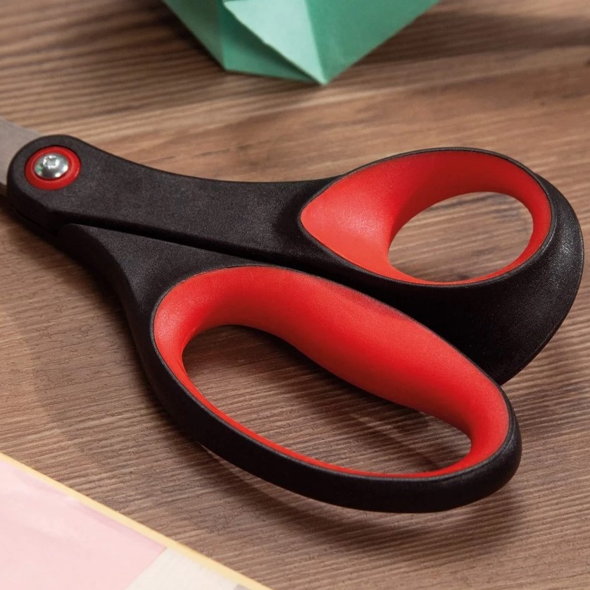 Tijera varios usos 20 cm con mango ergonómico 3 Claveles