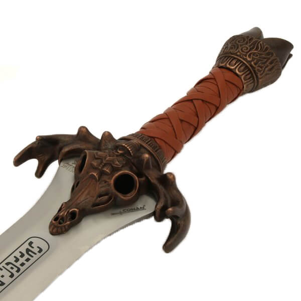 Espada de Conan Padre con puño de bronce fabricada por Marto
