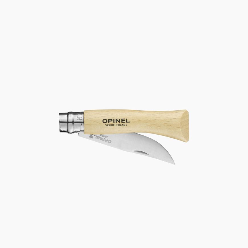 Opinel Nº 7 with stainless steel blade and varnished beech wood handle.